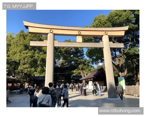 德岛漩涡与东京的对比探讨：文化风景与生活方式的交融与碰撞