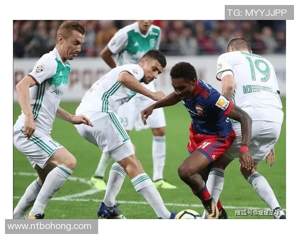 罗马队与格罗兹尼捷队的精彩对决展现足球魅力与激情